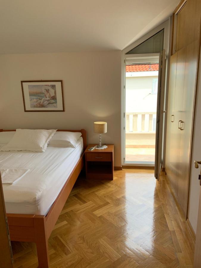 Villa Mara Promajna Ngoại thất bức ảnh