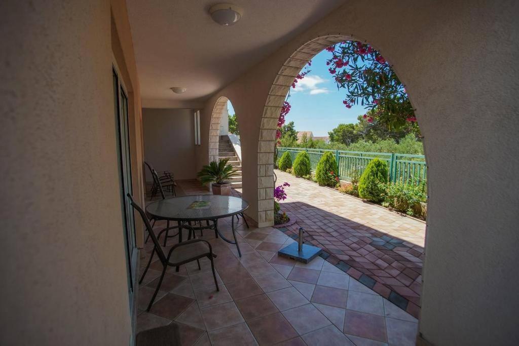 Villa Mara Promajna Ngoại thất bức ảnh