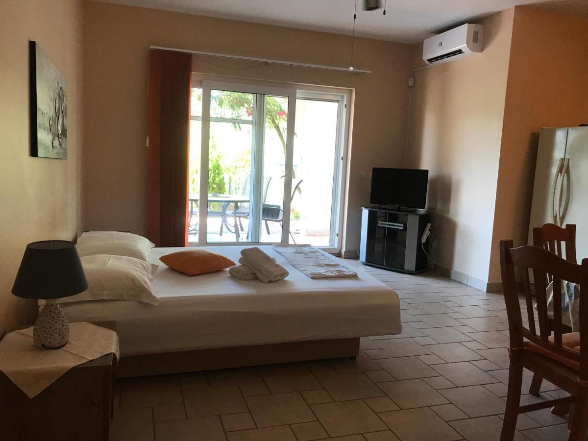 Villa Mara Promajna Ngoại thất bức ảnh