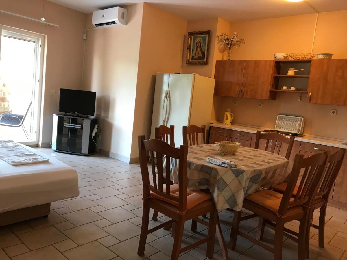 Villa Mara Promajna Ngoại thất bức ảnh